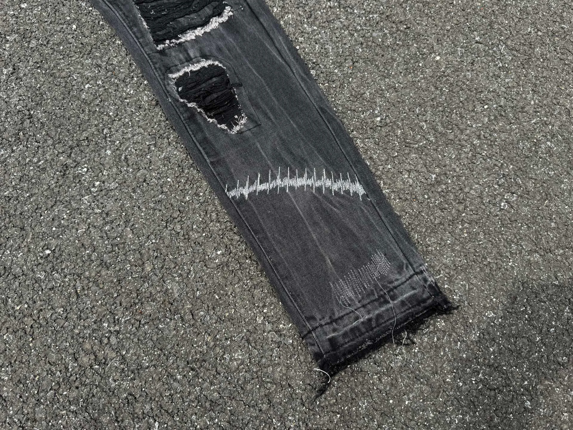 P246💰G22 GALLERY DEPT. Skull hand-stitched distressed distressed jeans -Color: Black -Size: S-XXL
